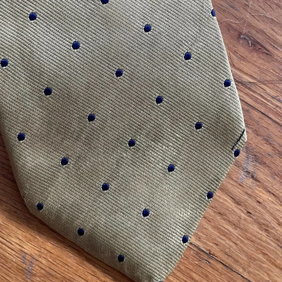 Brooks Brothers Men’s Silk Polka Dot Tie - Picture 2 of 5